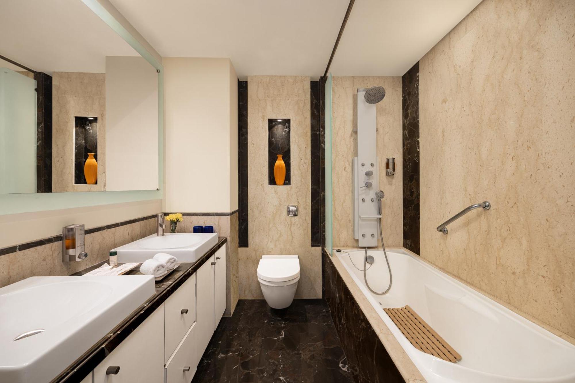 Fortune Select Exotica, - Member Itc Hotels' Group 4*